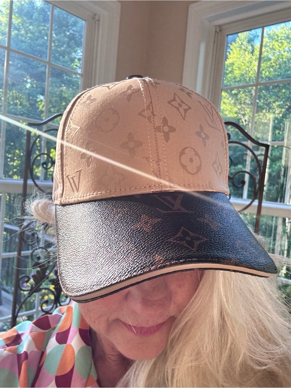 Fashion LV Two-Tone Monogram Cap - Beige & Brown with Louis Vuitton Dustbag - Picture 4 of 8